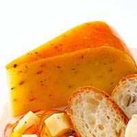 ゴーダ・トマト・オリーブ